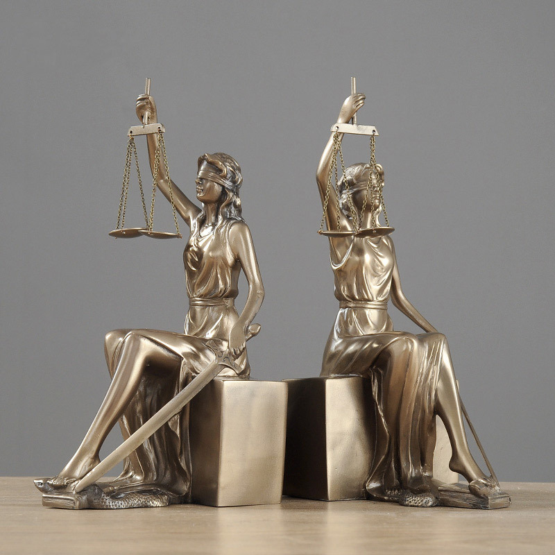 Model Kit Judge - 1 Buah Patung Keadilan Wanita Resin