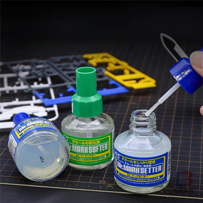 Lem Khusus untuk Kit Model Mil - Tamiya Model Paint Set ulasan dan harga