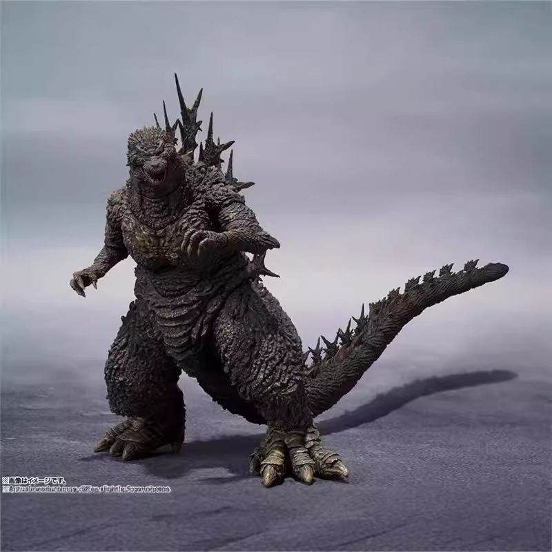 Tokoh aksi Godzilla Minus One  - Model Kit Kiryu ulasan dan harga