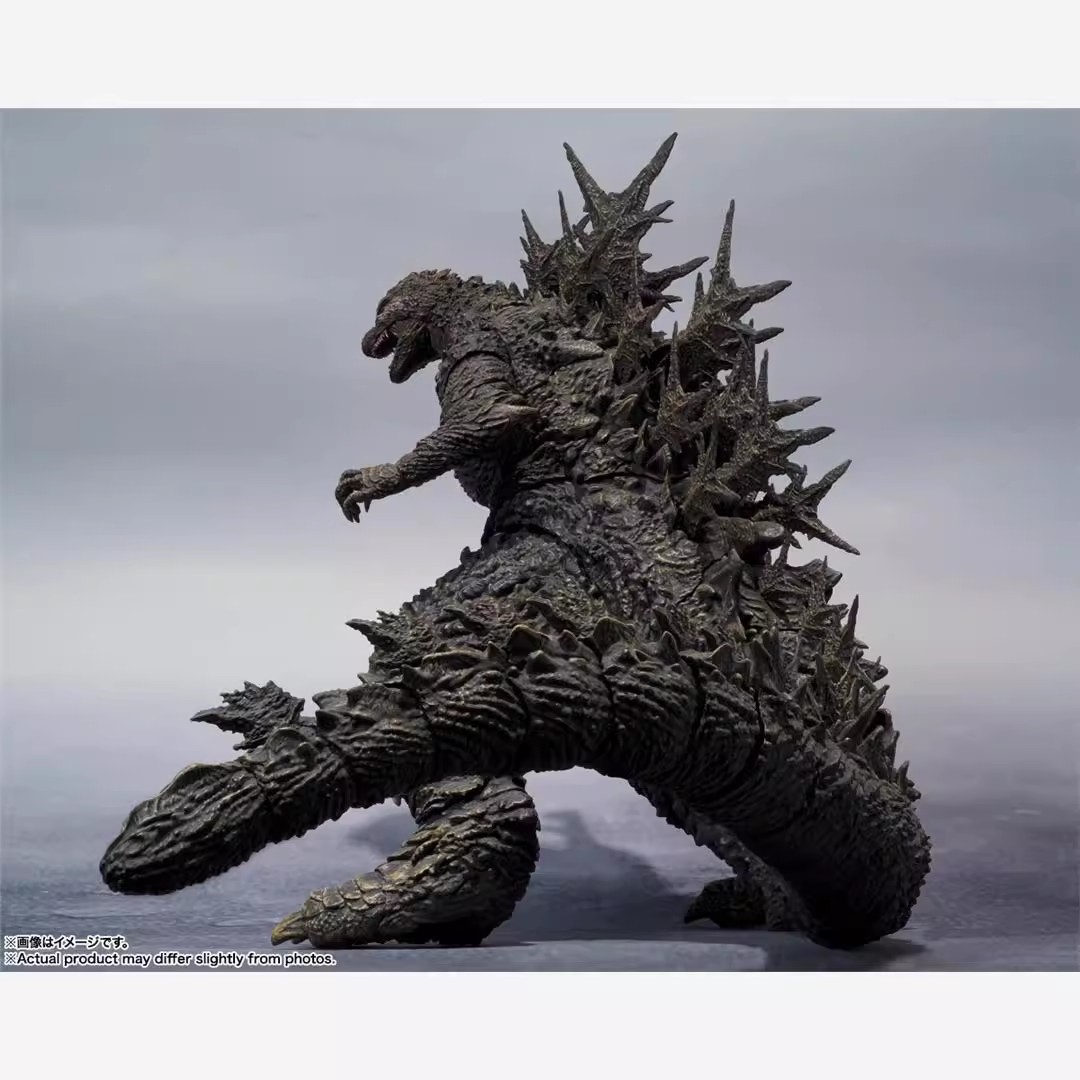 Tokoh aksi Godzilla Minus One  - Model Kit Kiryu ulasan dan harga