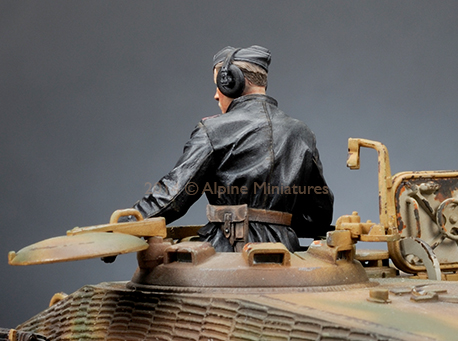 1/35 kit model resin Commander - Model Kit Evangelion ulasan dan harga